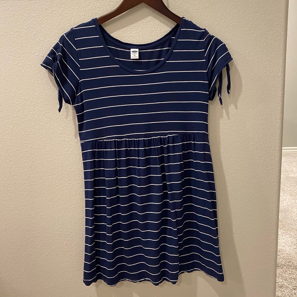 Striped short sleeve Old Navy maternity tunic